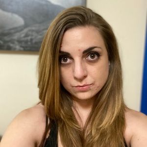 Meet your Posher, Chanel